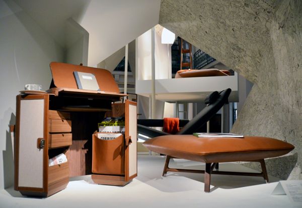 Hermes folding workstation