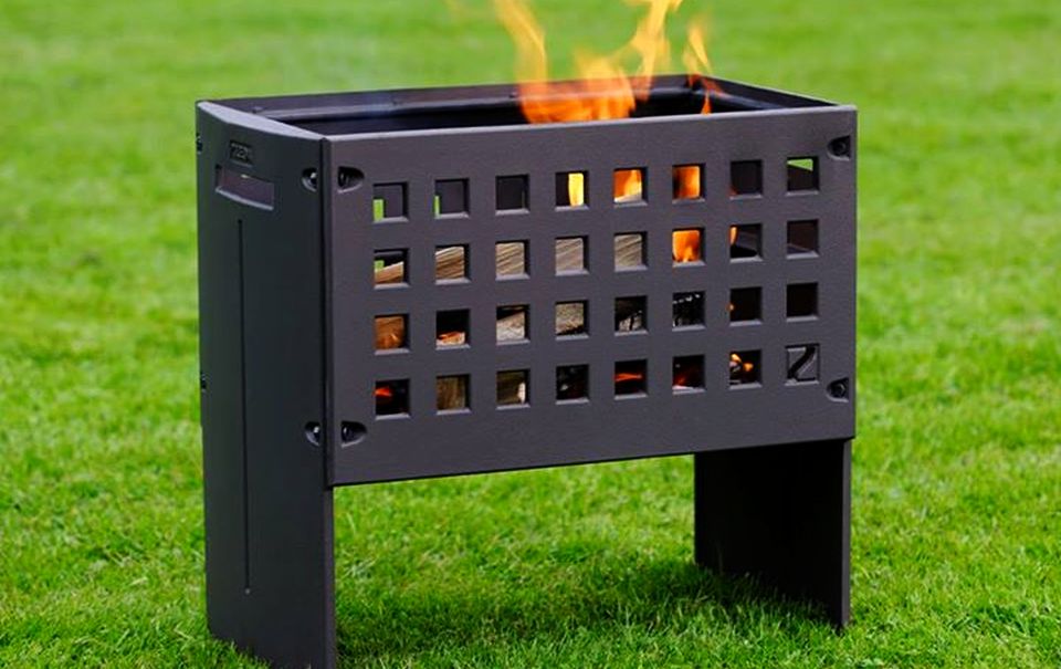 Helex Outfire Firebox Offers Outdoor Fireplace And Barbecue All In