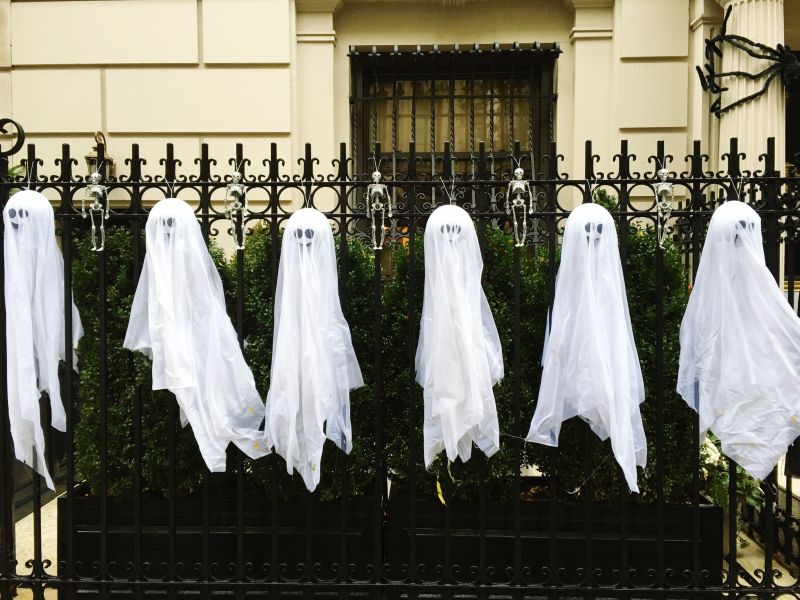 Boo Ghosts Fence decoration for Halloween