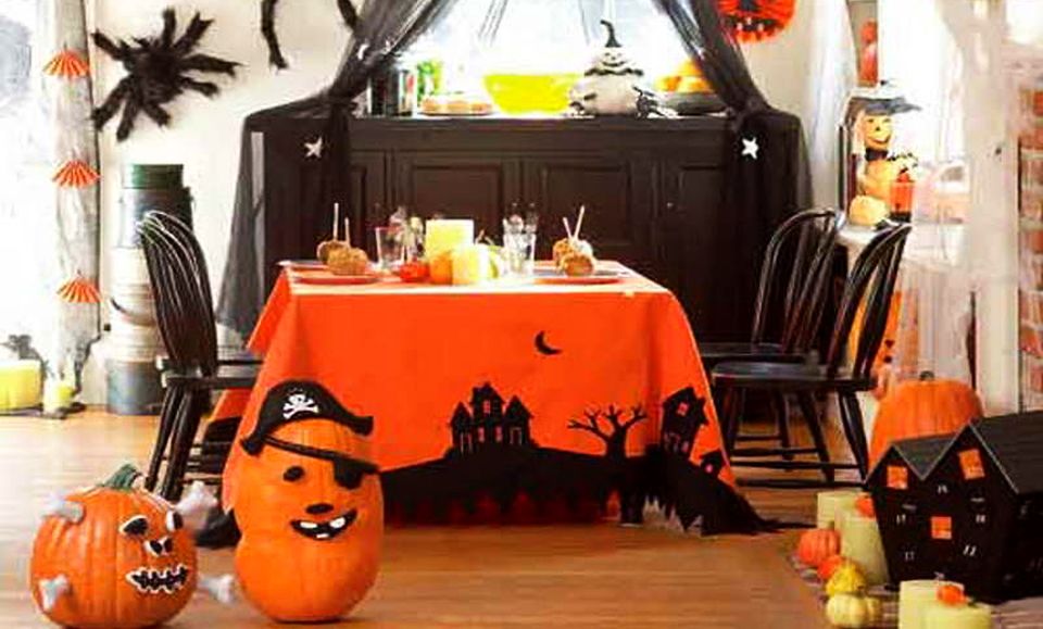 How to Decorate Kitchen  for Halloween  Tips Ideas  