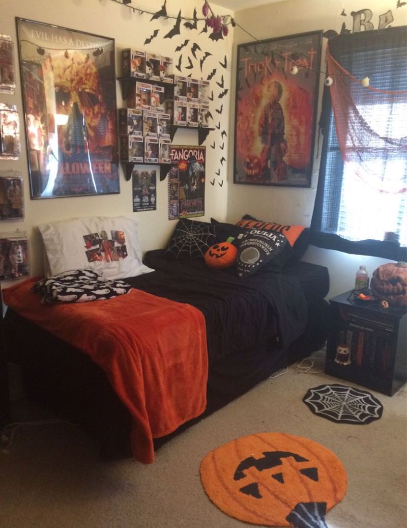 Easy Halloween Bedroom Decor Tips Ideas To Spook Up Your Room