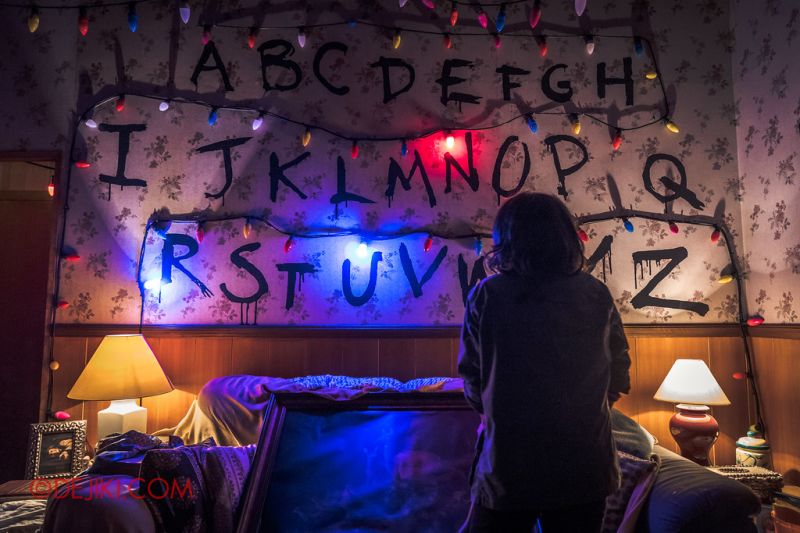 Halloween bedroom light decoration ideas