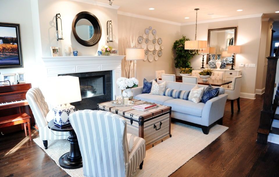 How To Decorate Your Small Living Room In Style Homecrux