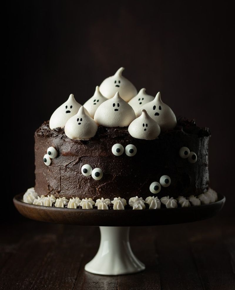 [Image: Meringue-ghost-chocolate-cake.jpg]