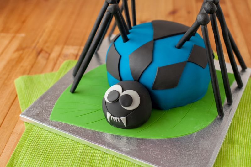 Spider cake for Halloween