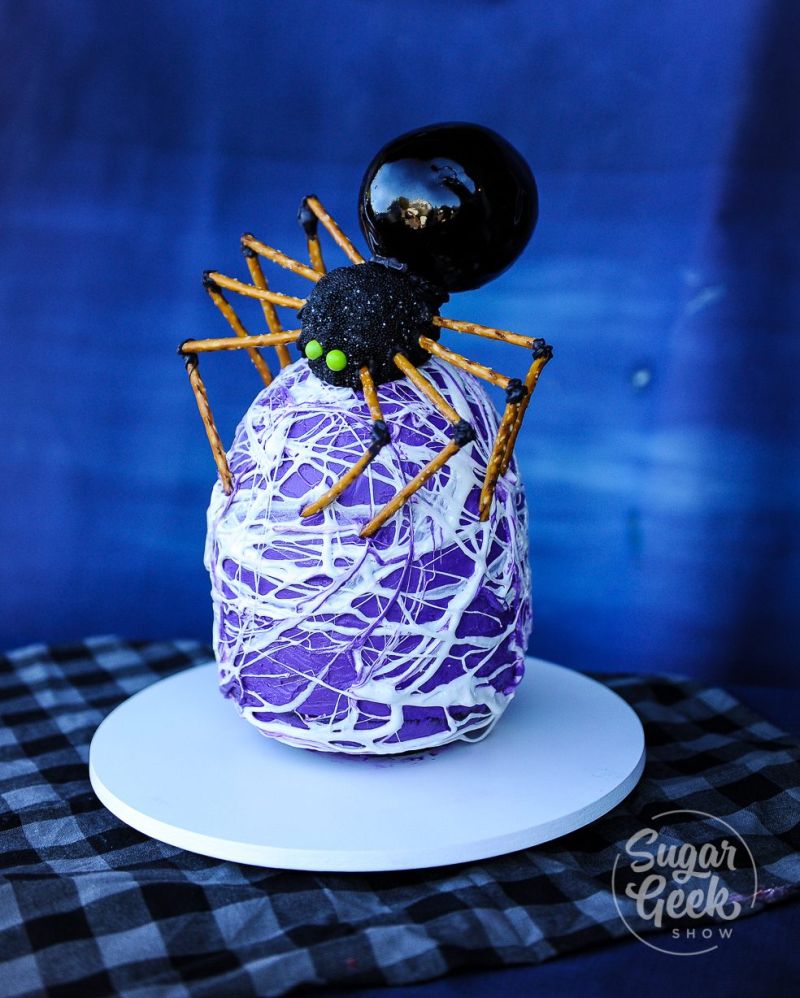 Spider cake for Halloween