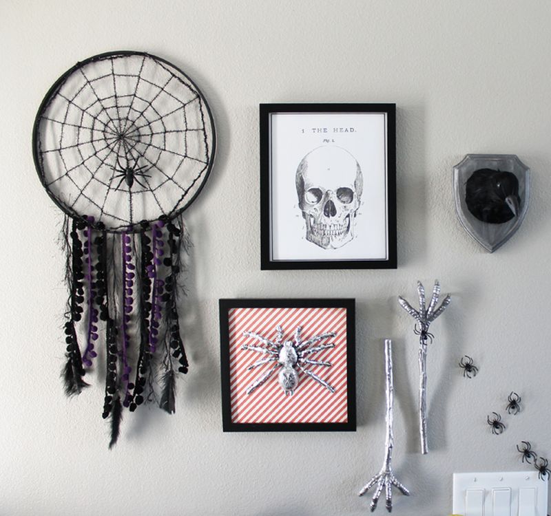 Spooky Wall décor