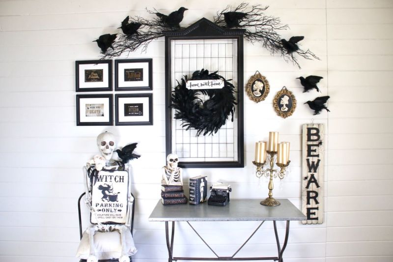 Spooky Wall décor