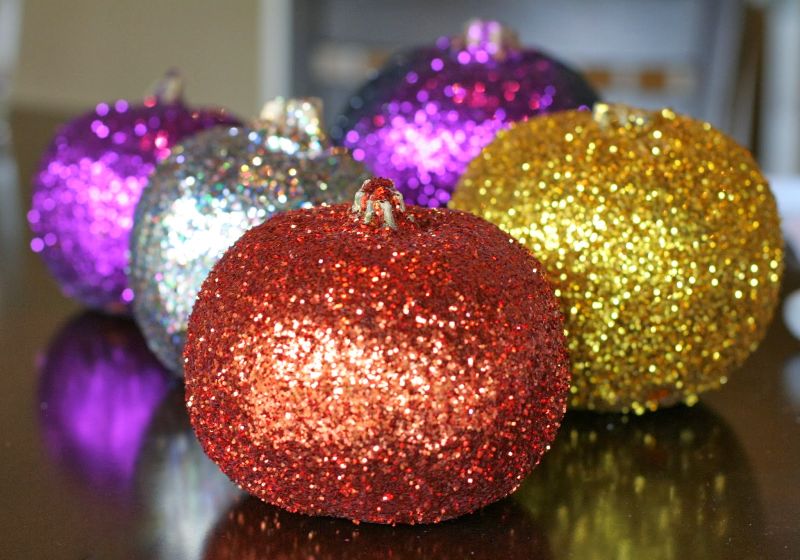 glitter pumpkin for Halloween