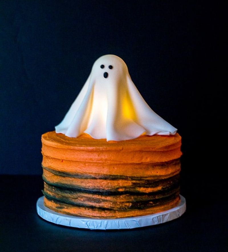glowing ghost cake for Halloween