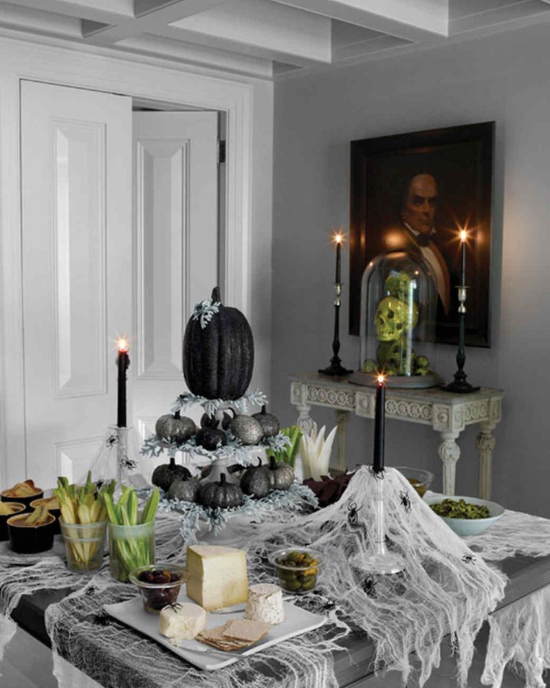 Halloween table display