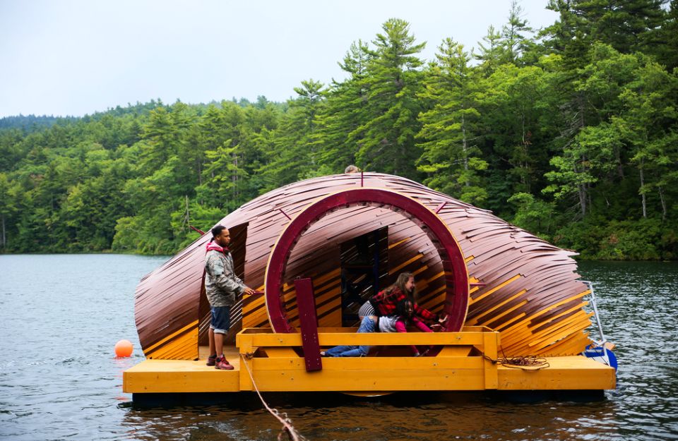 Creatura Human-powered Floating Berth