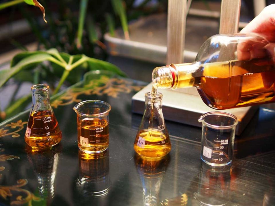 The hand assembled Cocktail Shaker Set is dishwasher safe