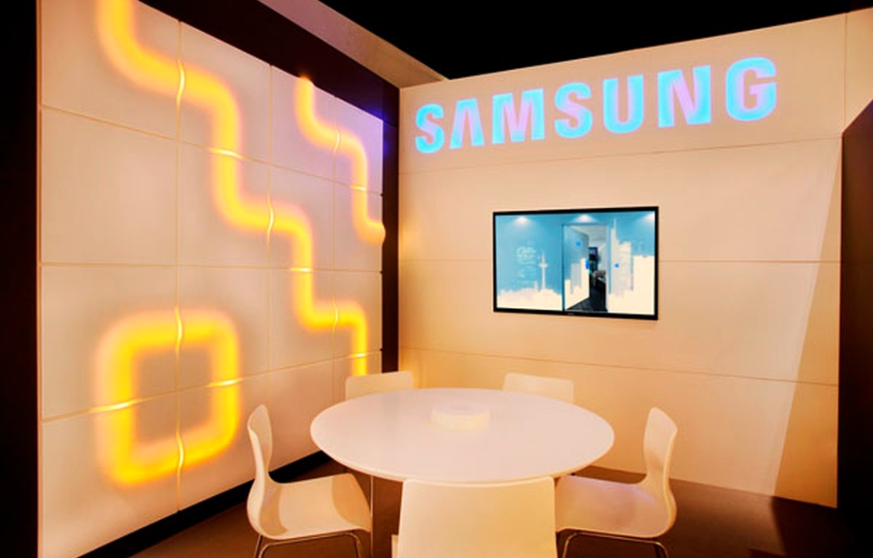 Staron’s hotel doors and walls at BAU 2015
