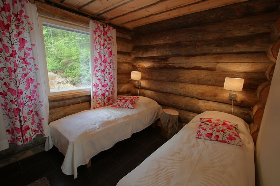 Moderate- size bedroom
