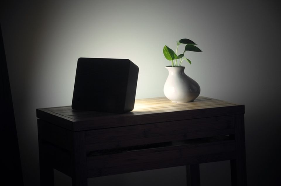 The on and off mechanism work on all firm and horizontal surfaces