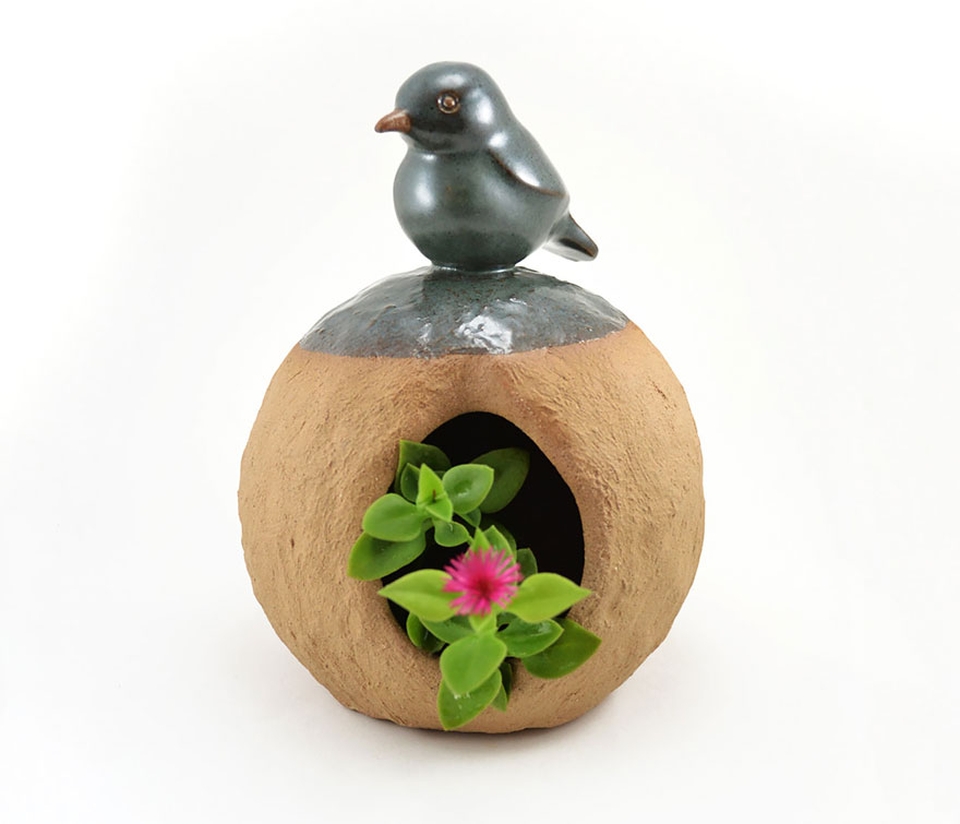 Animal-themed ceramic pots
