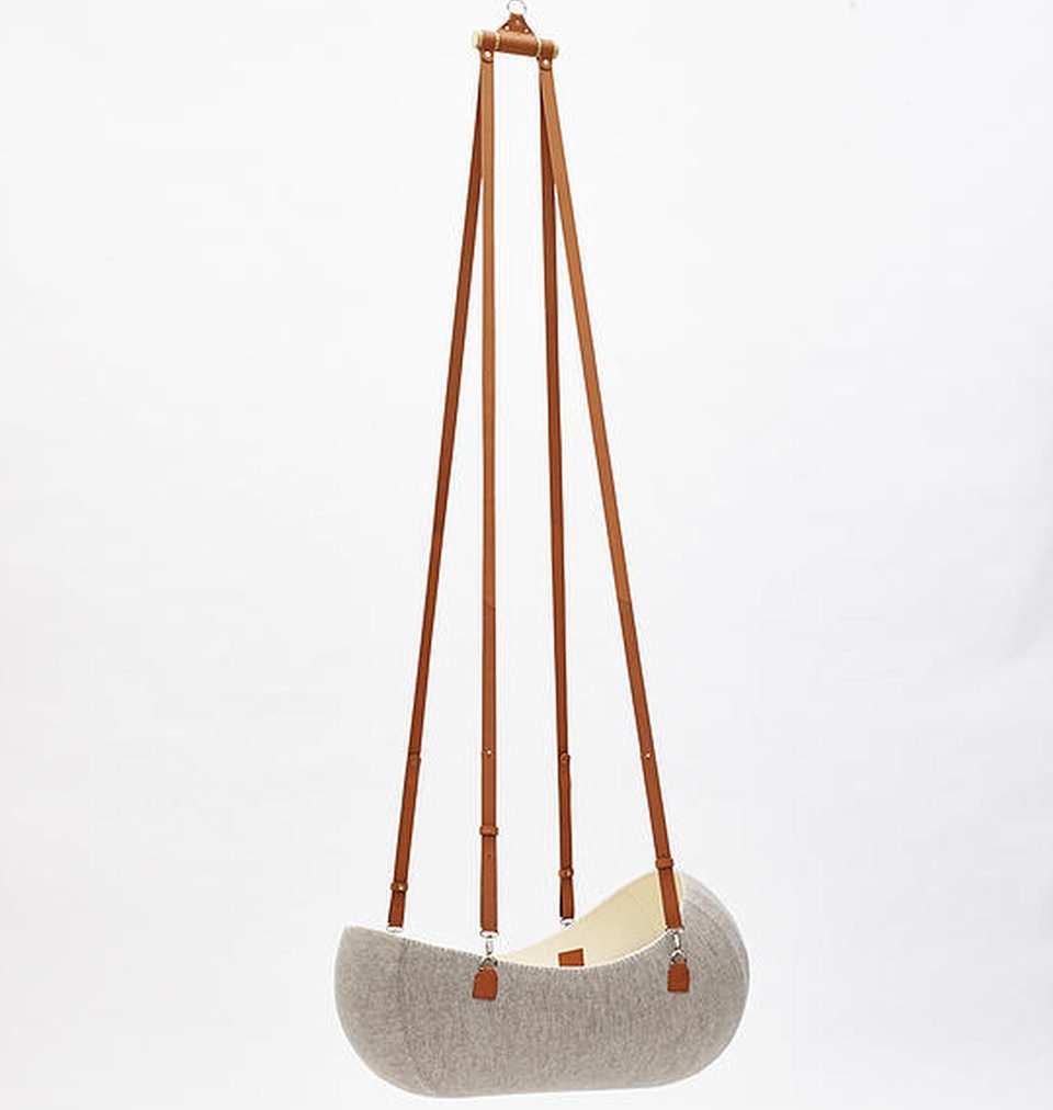 The cradle is handcrafted by the renowned hatter László Girardi