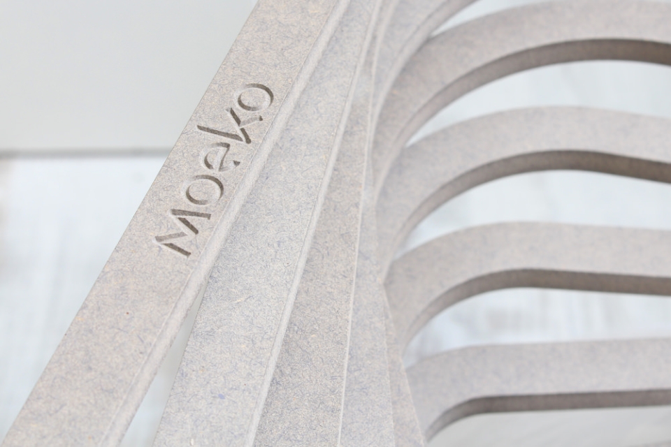 TWIK triangular wall lamp by Moeko