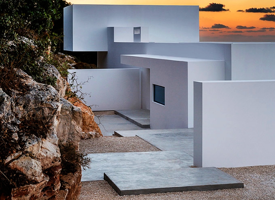 House T by Olivier Dwek