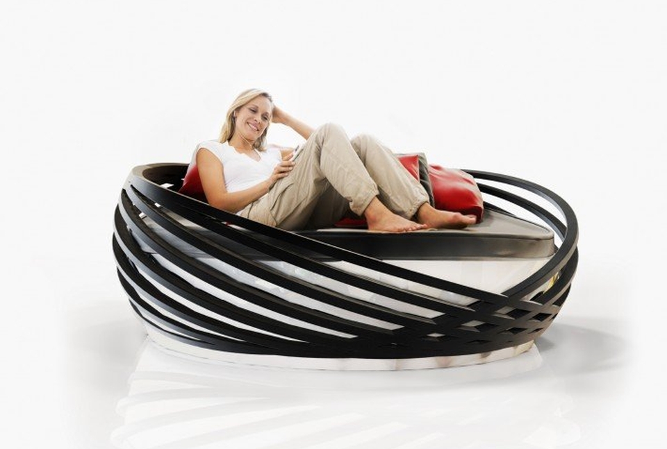 Fluens Loveseat