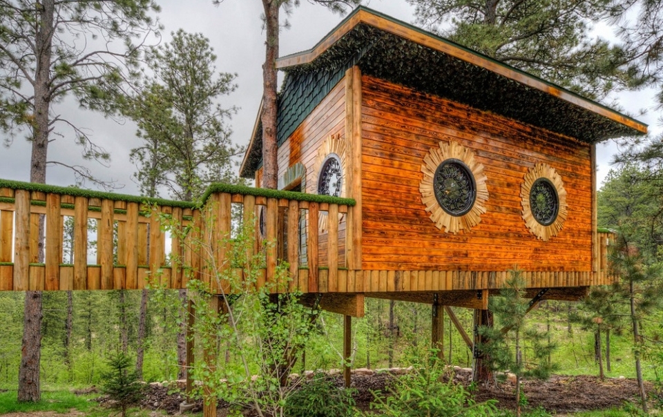 Hobbit Treehouse