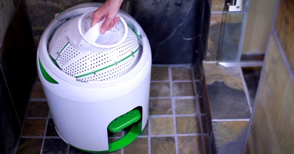 portable handheld washing machine