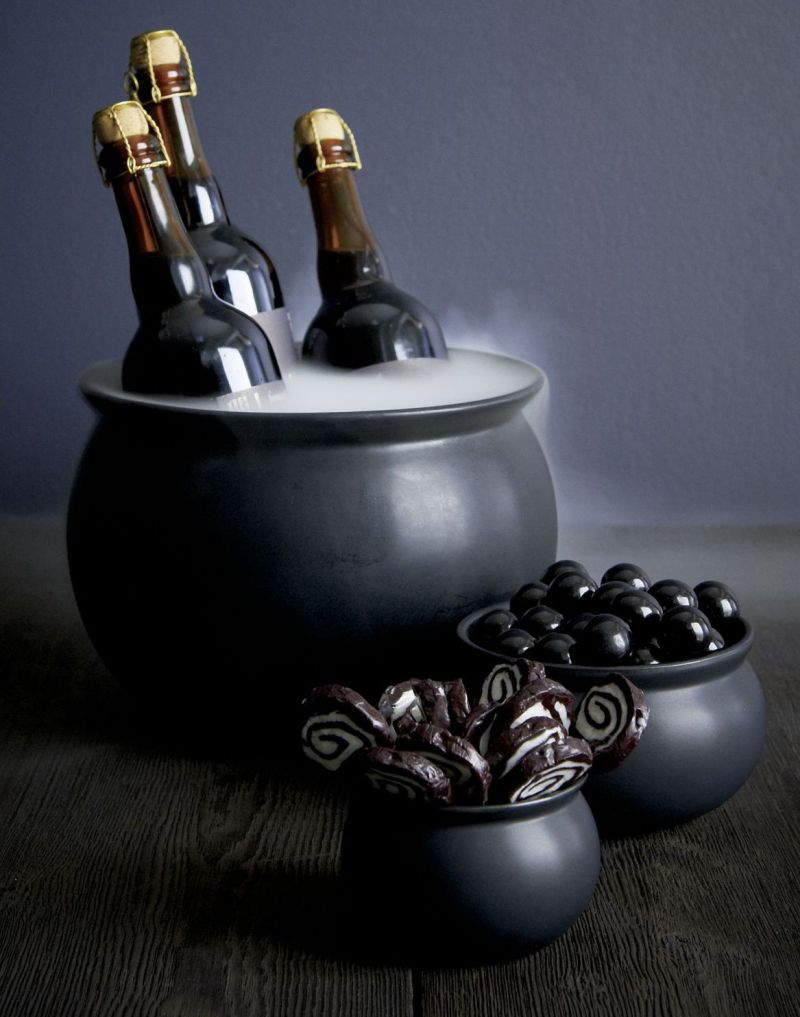 Cauldron bowls