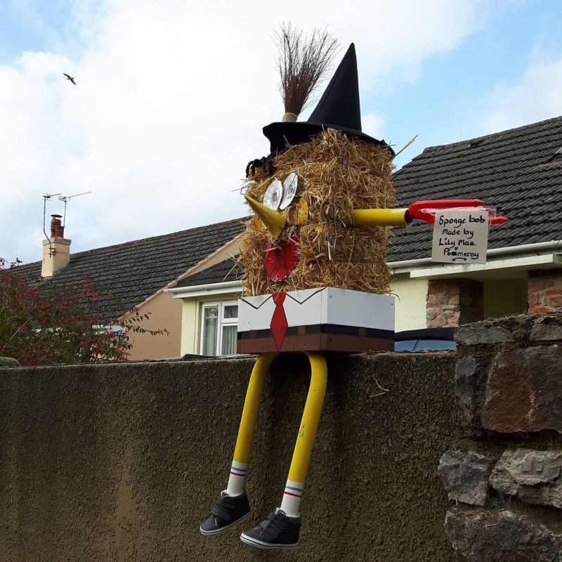 SpongeBob scarecrow