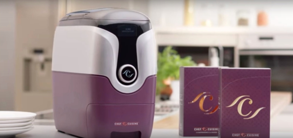 Food will be delivered in 2 business days and can be stored for 7-14 days in refrigerator