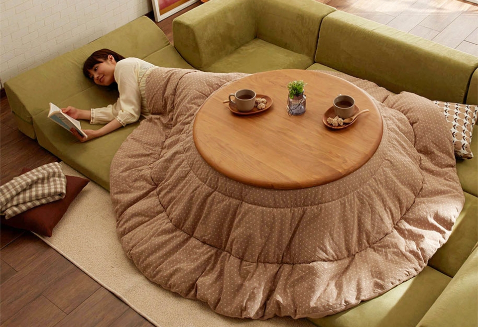 Can be used as bed and table both