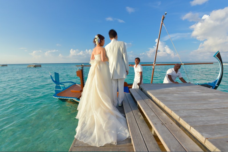 Heaven Wedding in Middle of Indian Ocean