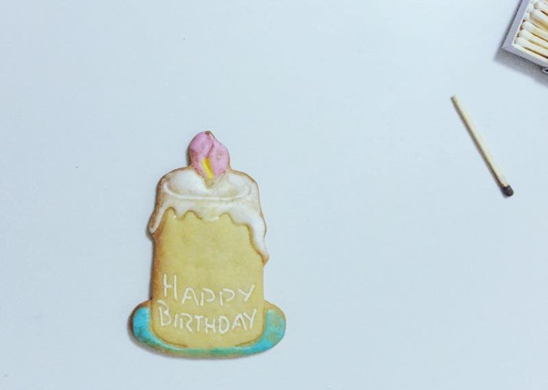 Macron & Cookies by Ayako Kurokawa