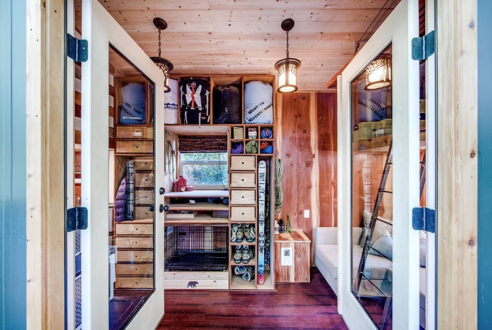 Plenty of storage units to save space