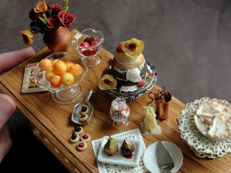Kimberly Burke Miniature Food Art_19