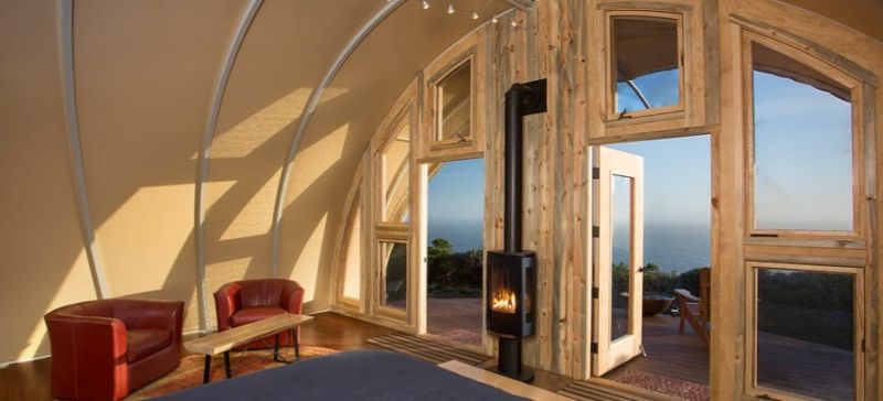 Enough space for common furniture to maintain comfort