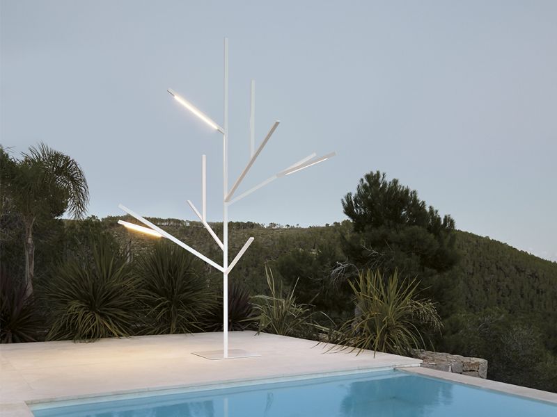 Blau Outdoor Tree Lamp