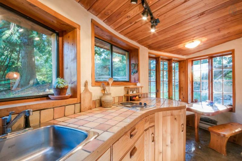 Mayne Island Cob Cottage
