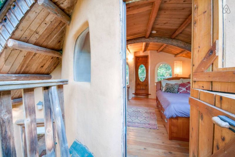 Mayne Island Cob Cottage