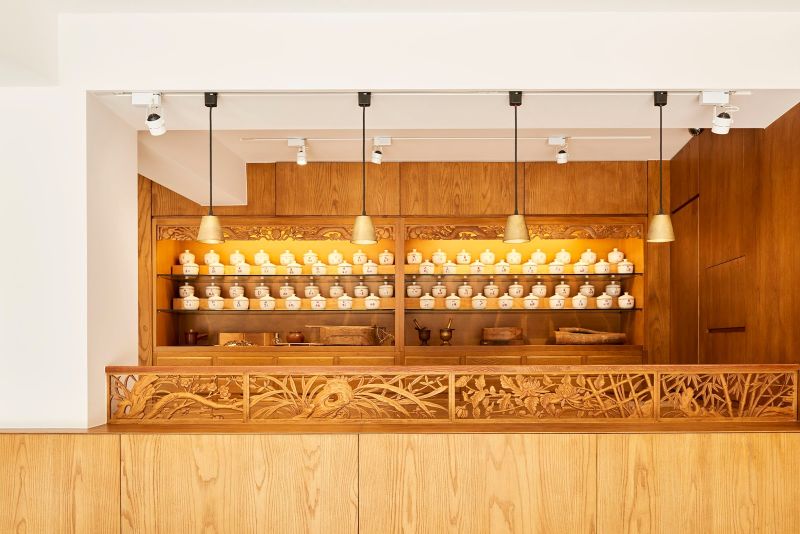 The antique wooden counter