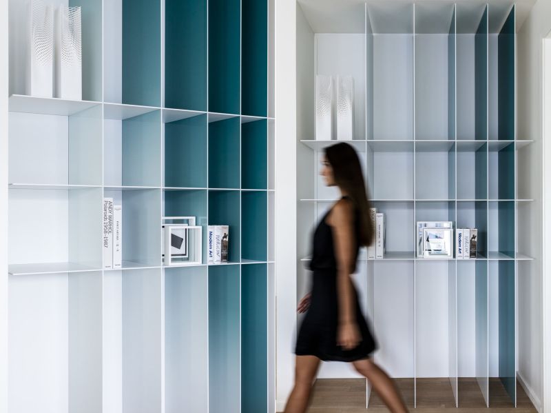 A color gradient aluminum bookshelf