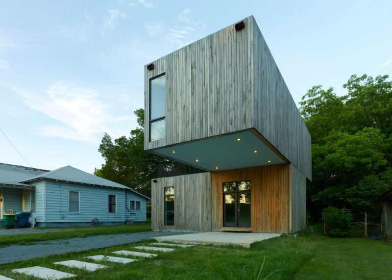 Two cantilever modules installed perpendicularly on each other