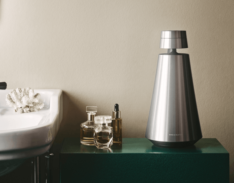Besound 1 has plain metallic surface
