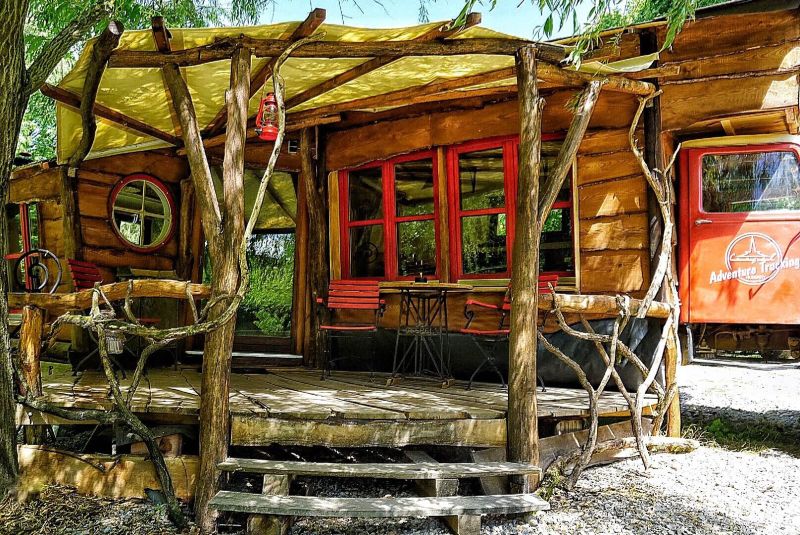 Complete wooden structure built in truck body