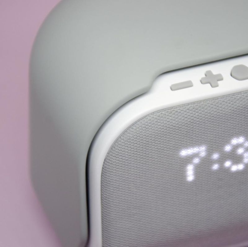 Sleek design with built-in buttons