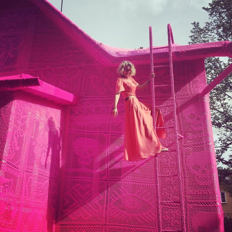 Olek crocheted the entire house including the roof and chimney