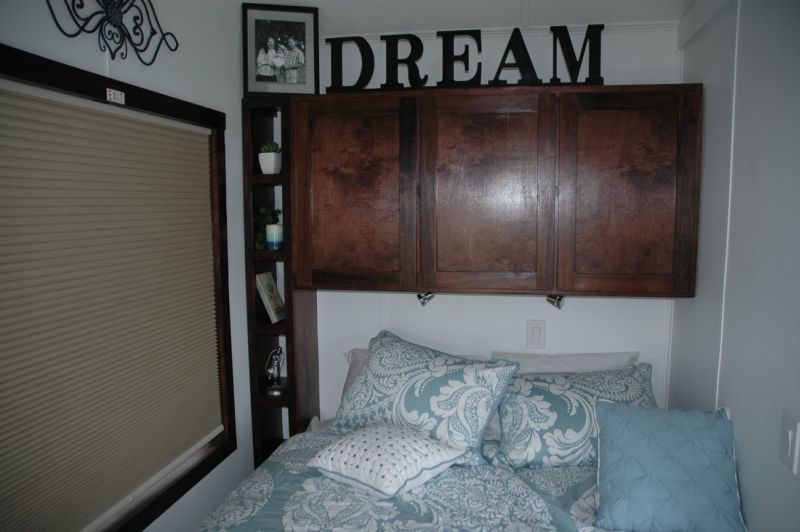 Bedroom slide with big windows for brighter environment