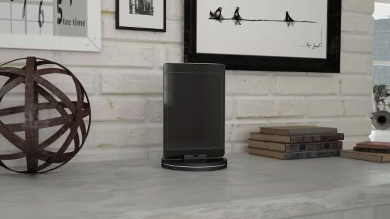 Smart dock station can turn on camera of your plugged iPhone despite your location