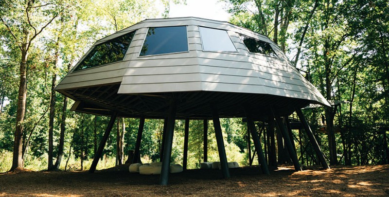 Zac Brown Reached Out To Pete Nelson For Creating Space Crab Treehouse