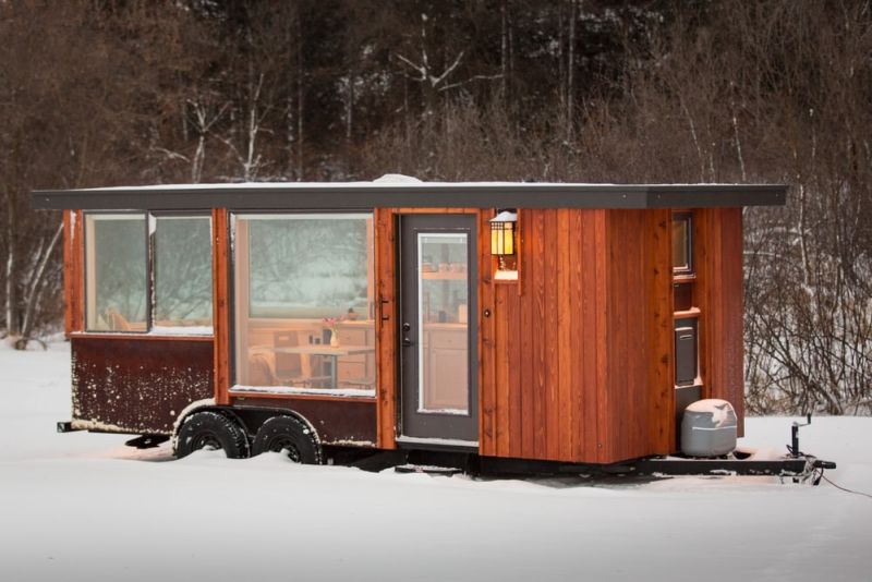 Cedarwood combined with glass windows for an outstanding look